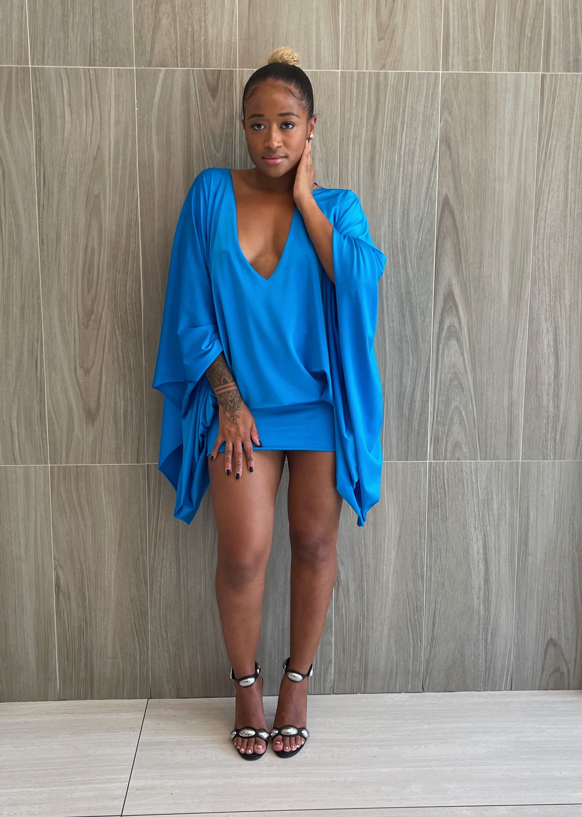 The Main Character Dress – Deep V